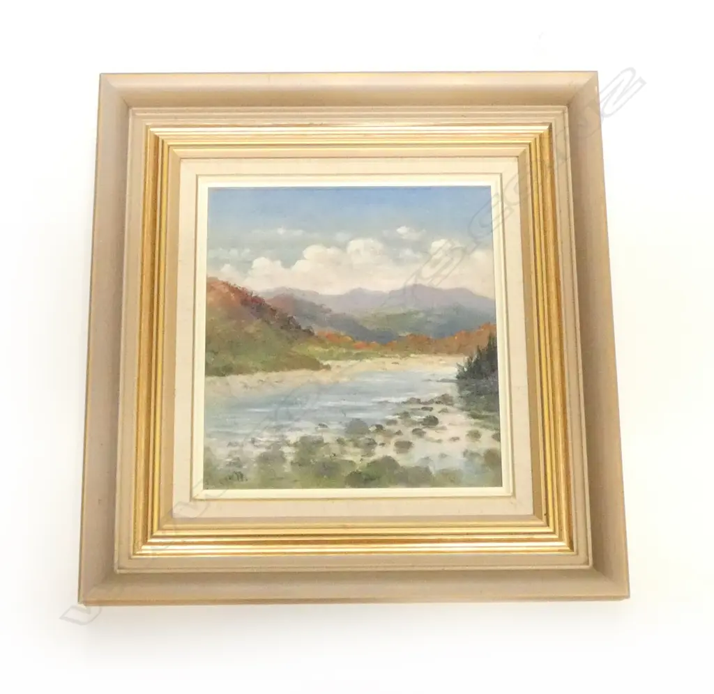 J. D. PERRETT, LANDSCAPE, OIL ON BOARD 260 x 240mm Image 1++