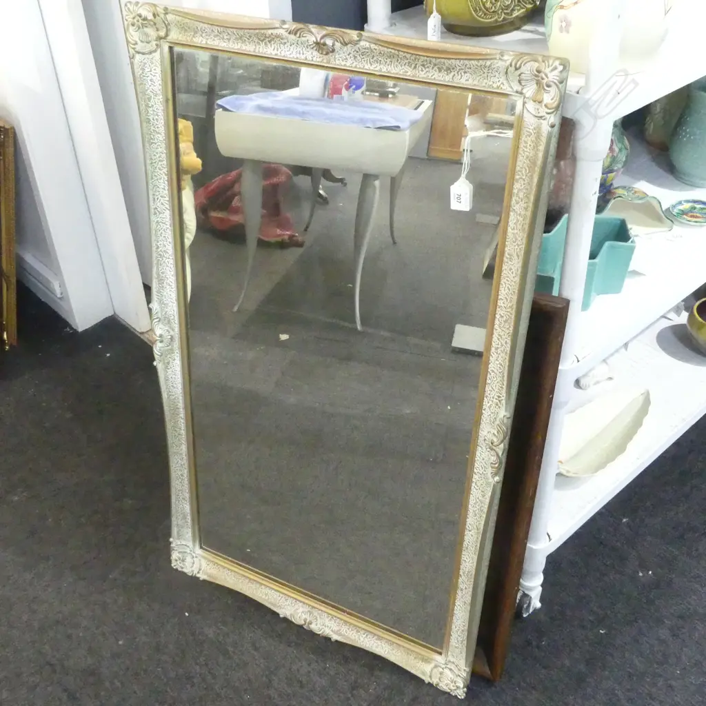 LG MIRROR 600x1015mm Image 1++