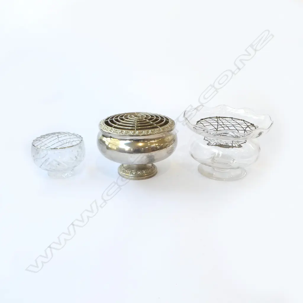 THREE ROSE BOWLS – VICT. GLASS, CRYSTAL, & ENGLISH SILVER PLATE, D.120MM-205MM Image 1++