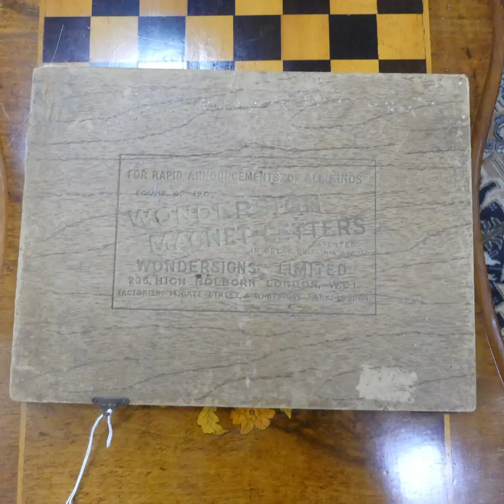 'WONDERSIGN MAGNETIC LETTERS' H.20mm each Image 1++