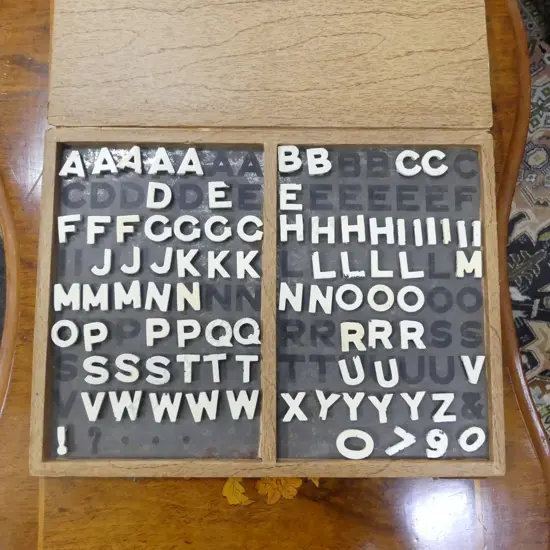 'WONDERSIGN MAGNETIC LETTERS' H.20mm each
