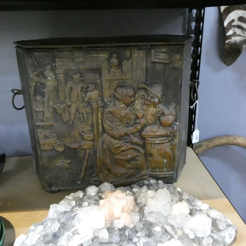 VINTAGE COPPER COALS BOX H.340mm Image 1++