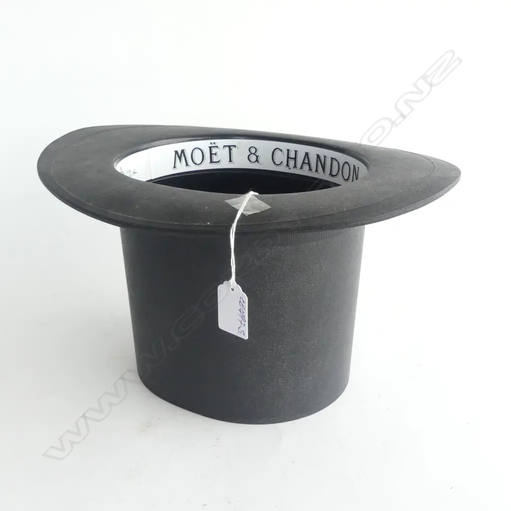 French hard plastic Moet & Chandon top hat ice bucket Image 1++