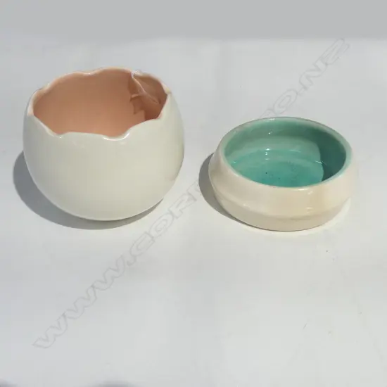 2 PCES. N.Z. POTTERY by O.C. STEPHENS; LARGEST W.120mm