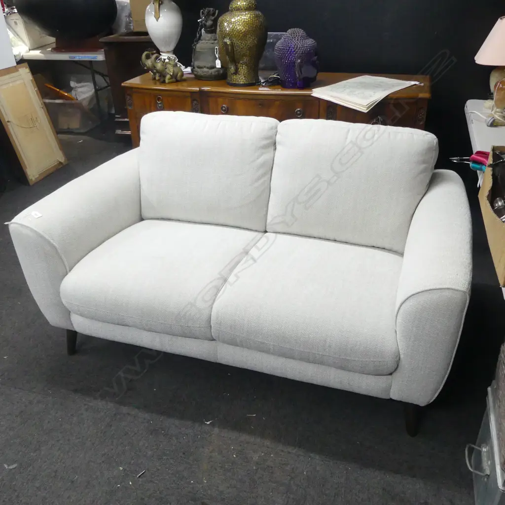 MODERN SOFA, WHITE UPHOLSTERY 1530x920x800mm Image 1++