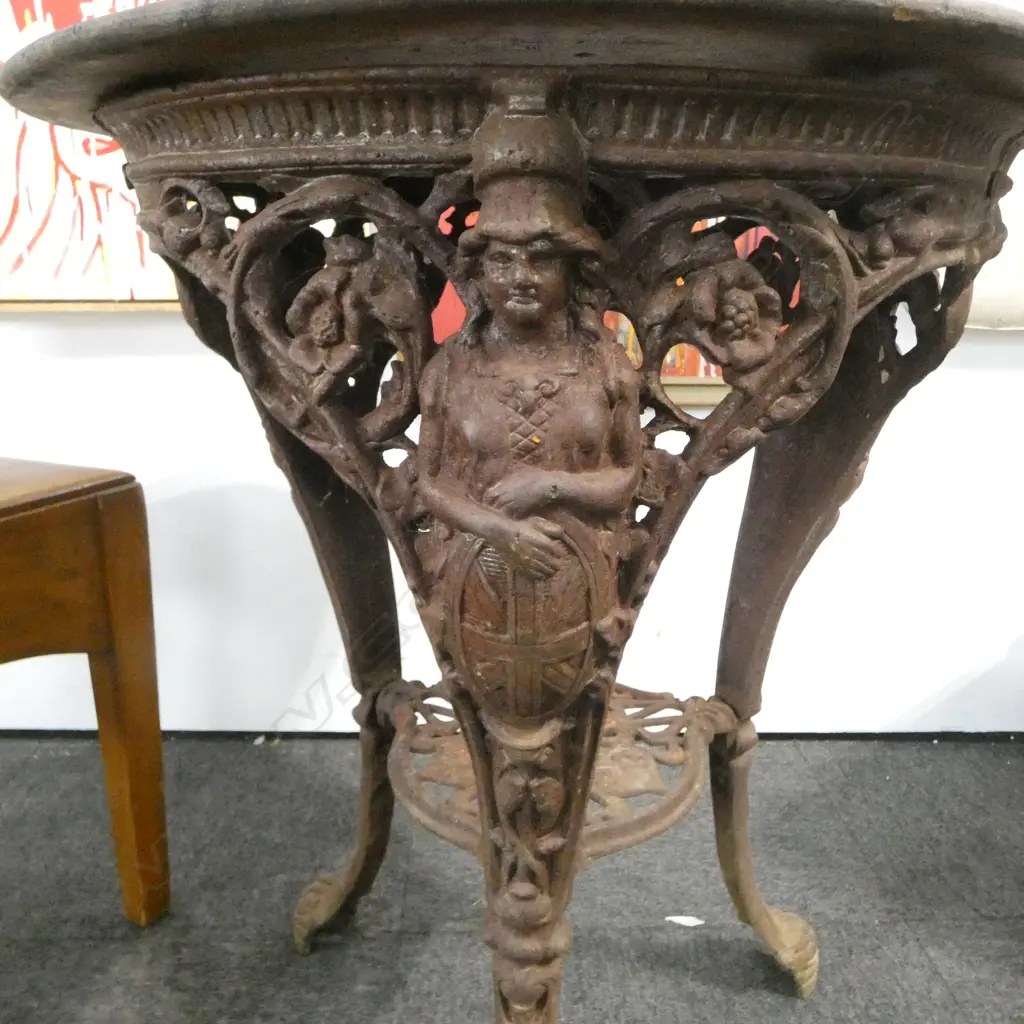 VICTORIAN CAST IRON PUB TABLE Image 1++