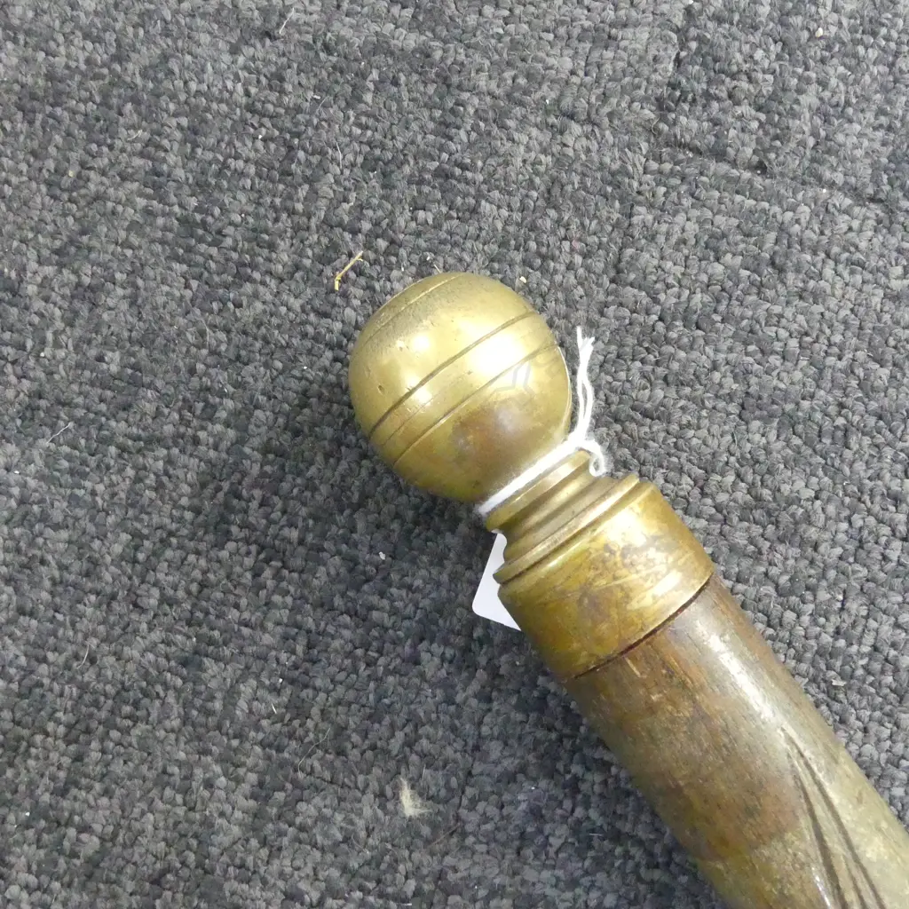 WALKING CANE W. HIDDEN DAGGER Image 1++