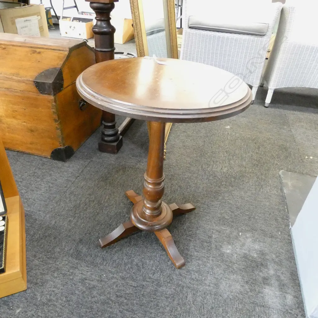 SMALL REPRODUCTION SIDE TABLE H.530mm Image 1++