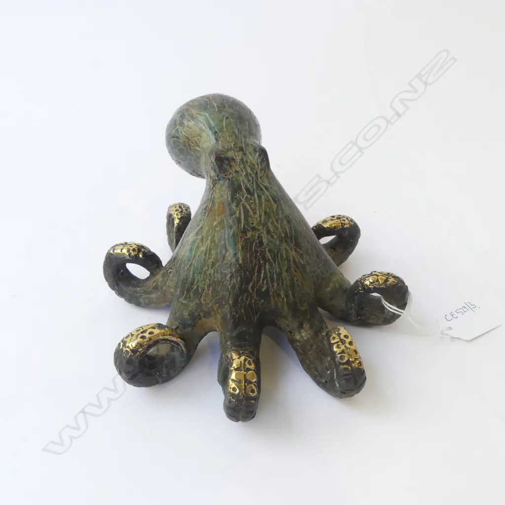 BRONZE OCTOPUS H.110mm Image 1++