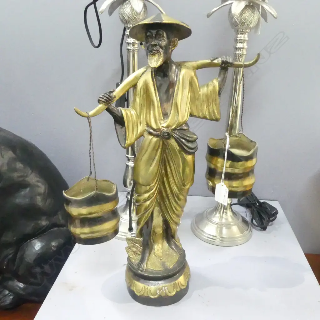 BRASS WATER CARRIER FIGURE H470mm Image 1++