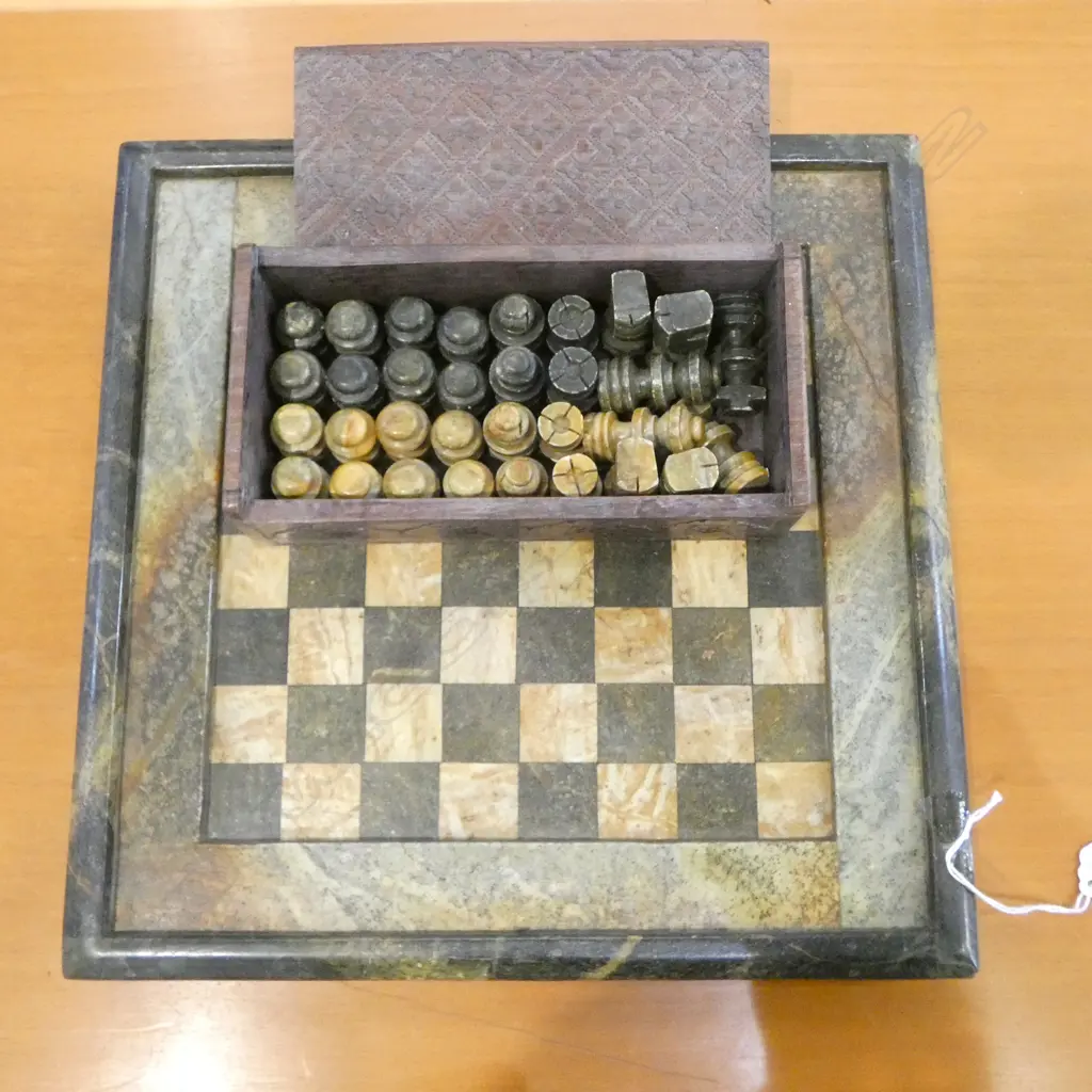 CARVED STONE CHESS SET 315x315mm Image 1++