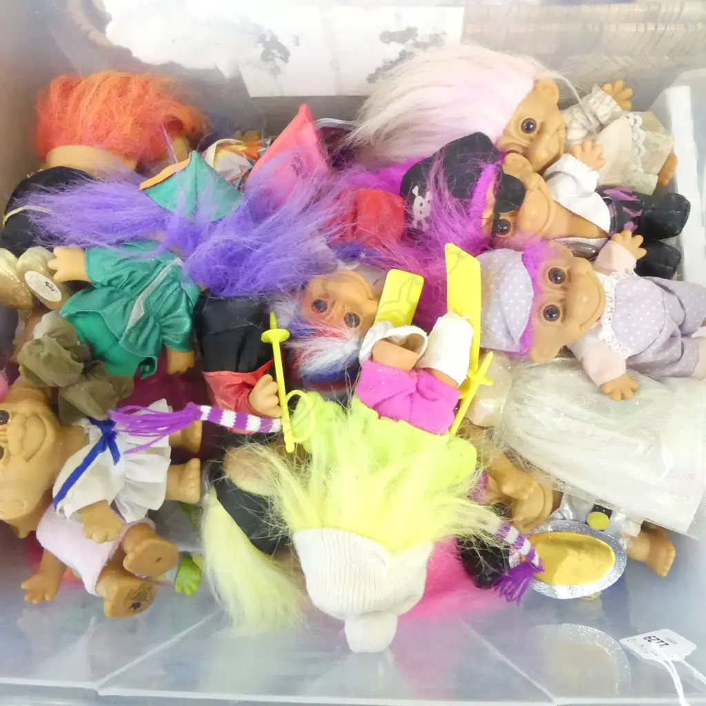 RETRO TROLLS Image 1++
