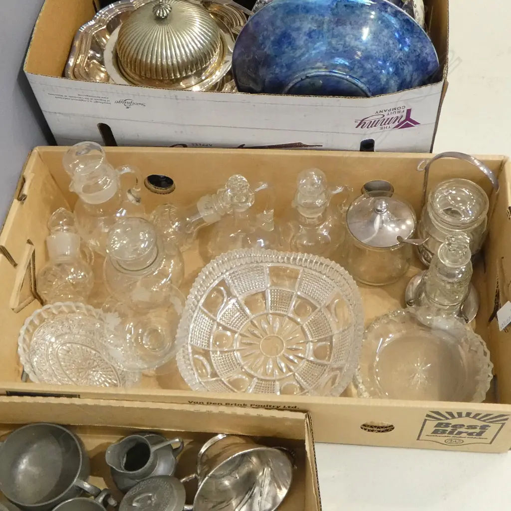 ASSTD. GLASS/CRYSTAL SAUCE BOTTLES, CONDIMENT JARS, BOWLS, DISHES Image 1++