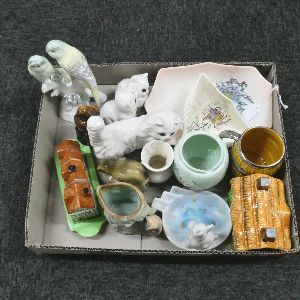 COLLECTION OF  BESWICK ETC ANIMALS BIRDS CAT ORNS ETC H150MM TALLEST Image 1++