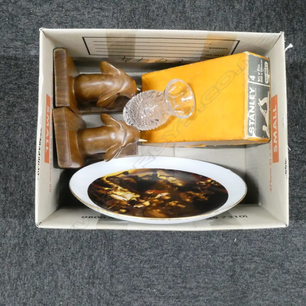 ASST COLLECTABLES; PR BOOKENDS & BOXED PLANE etc Image 1++