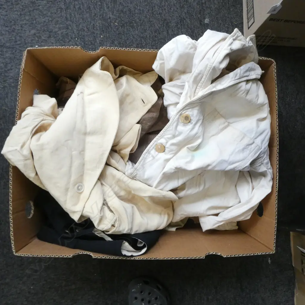 VINTAGE MENS FASHION; WHITE JACKETS ETC Image 1++