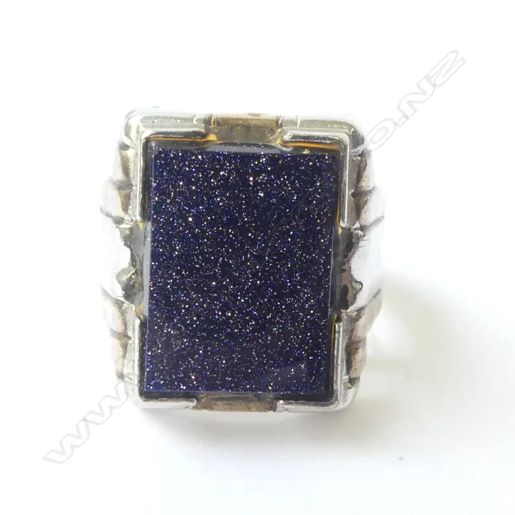 GENT'S SILVER RING (stone glued in) SIZE R Image 1++