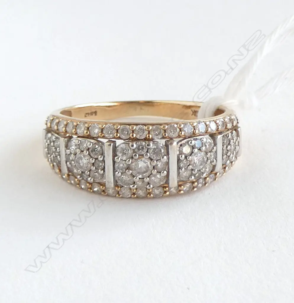 10ct GOLD & MULTI DIAMOND 5 CLUSTER RING 3.88gms SIZE U Image 1++