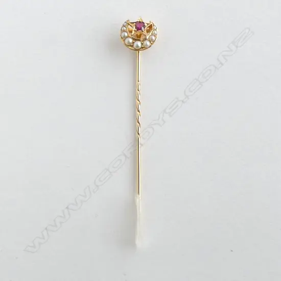 9CT BAR BROOCH 1.9grms