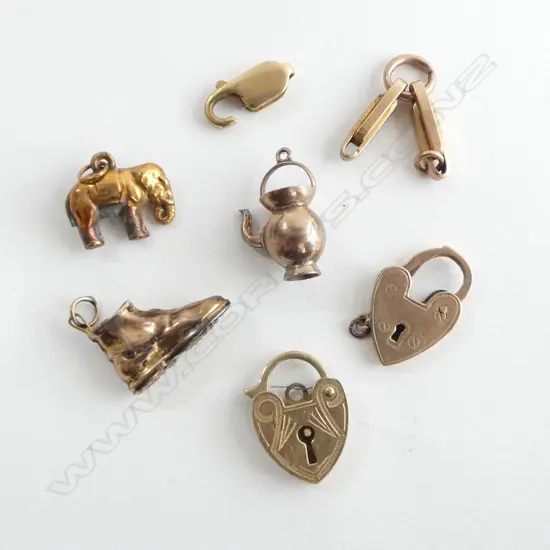 GOLD CHARMS ETC, 7.3grms