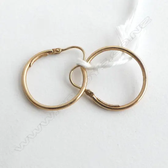 PR GOLD HOOP EARRINGS, 1.1grms