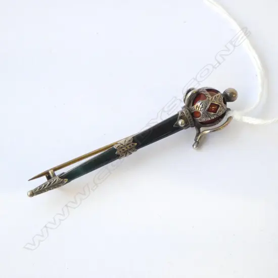 ANTIQUE SILV. SCOTTISH SWORD BROOCH L.65mm