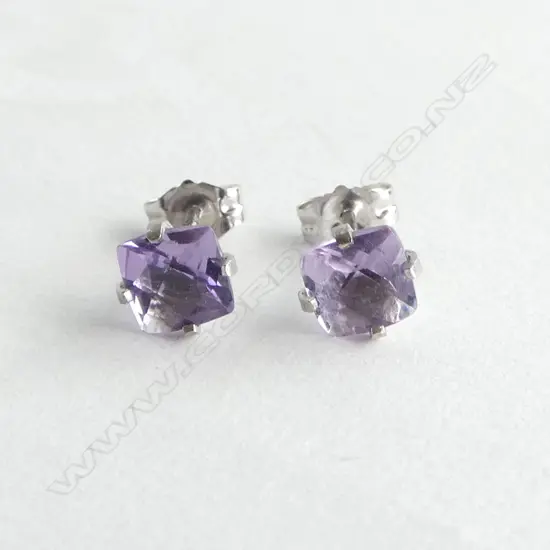 14CT WHITE GOLD AND AMETHYST STUD EARRINGS