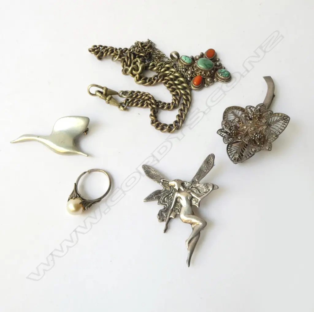 ASST. SILVER JEWELLERY, 86grms Image 1++