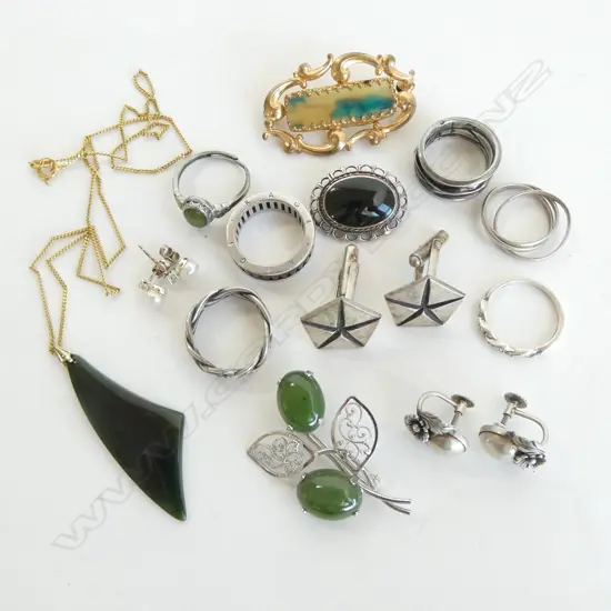 ASST. mainly SILVER JEWELLERY: 6 rings + cufflinks + brooches + earrings 