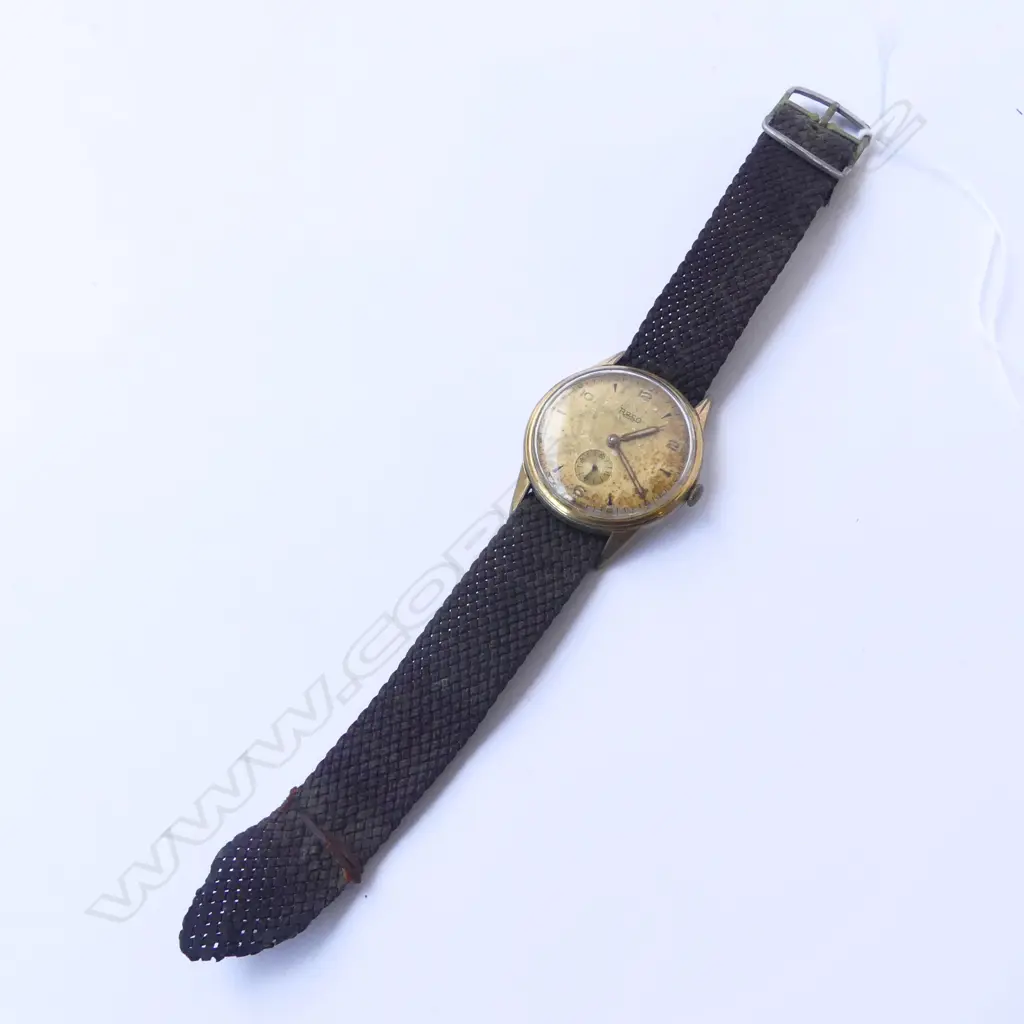1940's GENT'S GOLD PLATE ROCO LUXUS WRISTWATCH Dia.35mm apparently running some wear Image 1++
