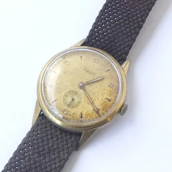 1940's GENT'S GOLD PLATE ROCO LUXUS WRISTWATCH Dia.35mm apparently running some wear
