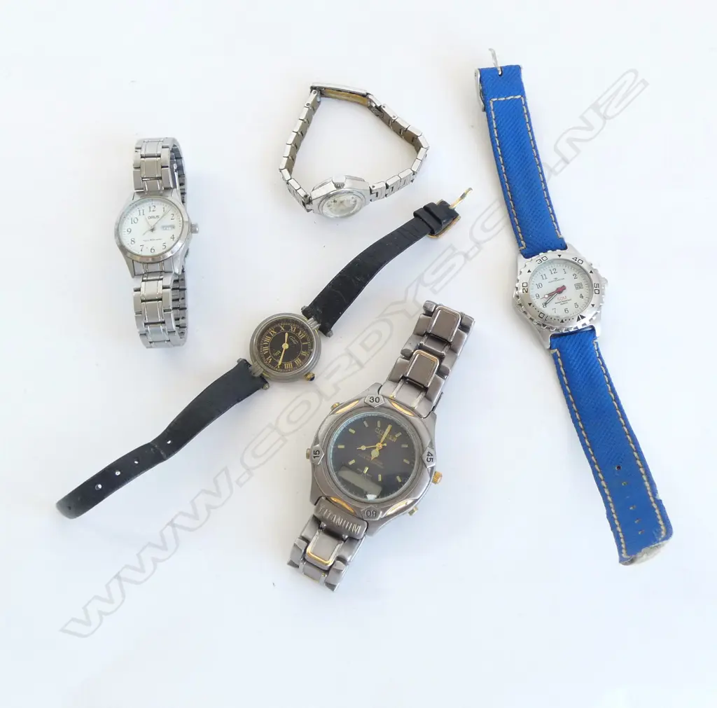 5 WRIST WATCHES Image 1++