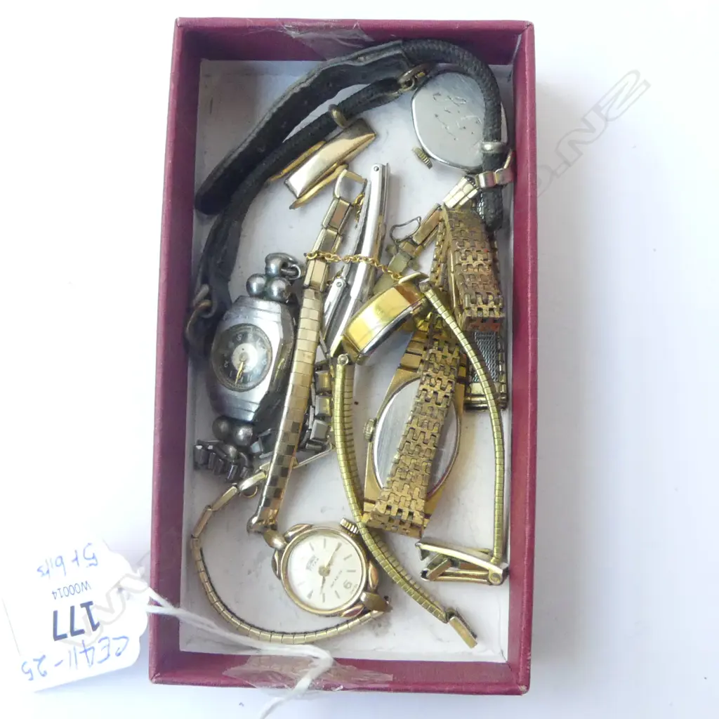 5 VINTAGE LADIES WRISTWATCHES & 2 sml pieces Image 1++