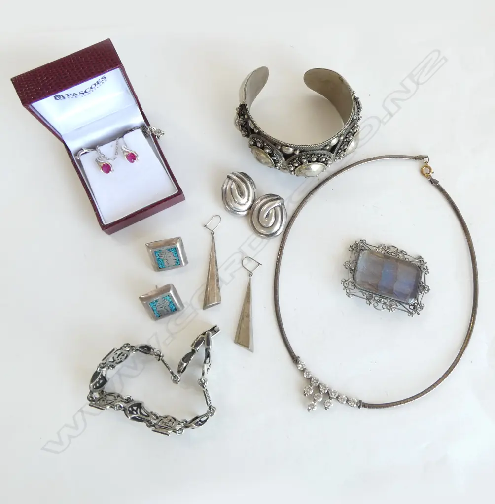 ASST. mainly SILVER JEWELLERY: Thai cuff bangle + necklace + butterfly wing brooch + Egyptian bracelet + 3 prs earrings Image 1++