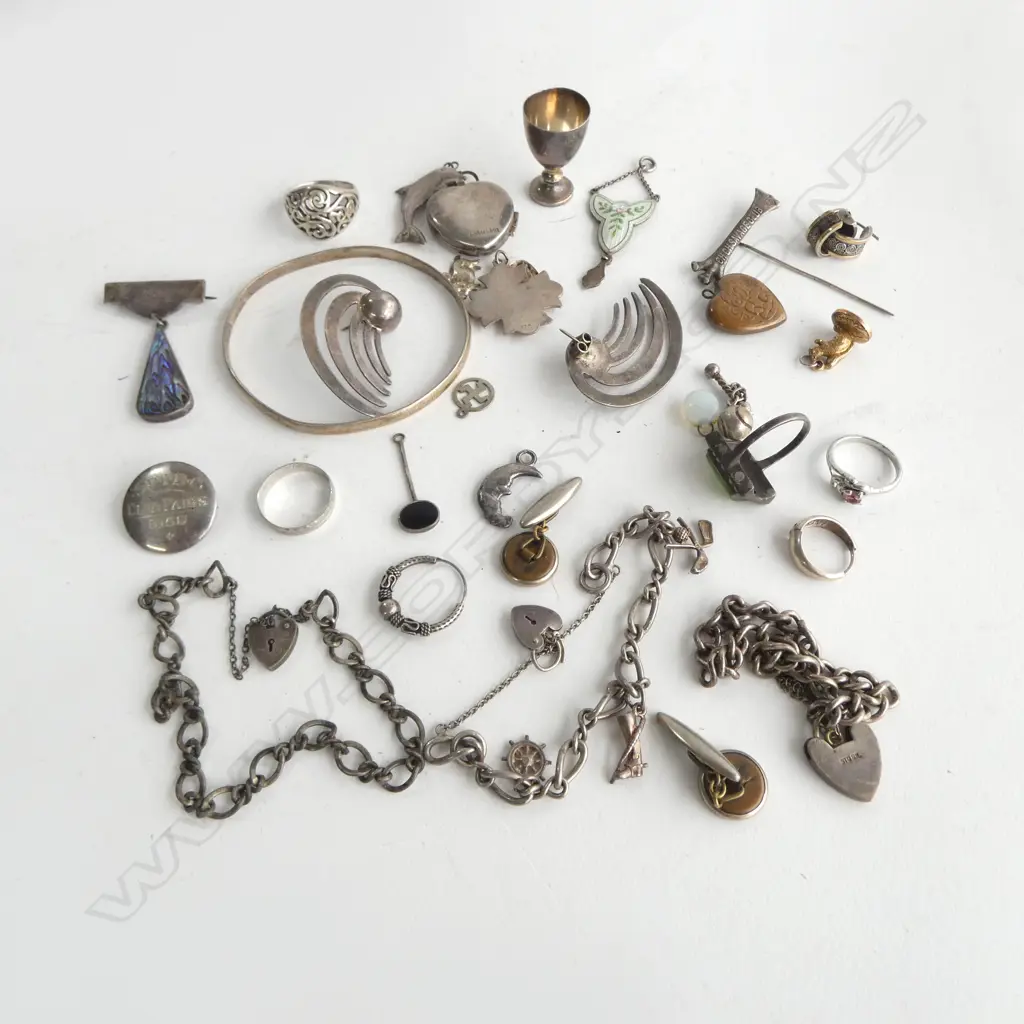 ASST. JEWELLERY, MOSTLY STG 149grms Image 1++