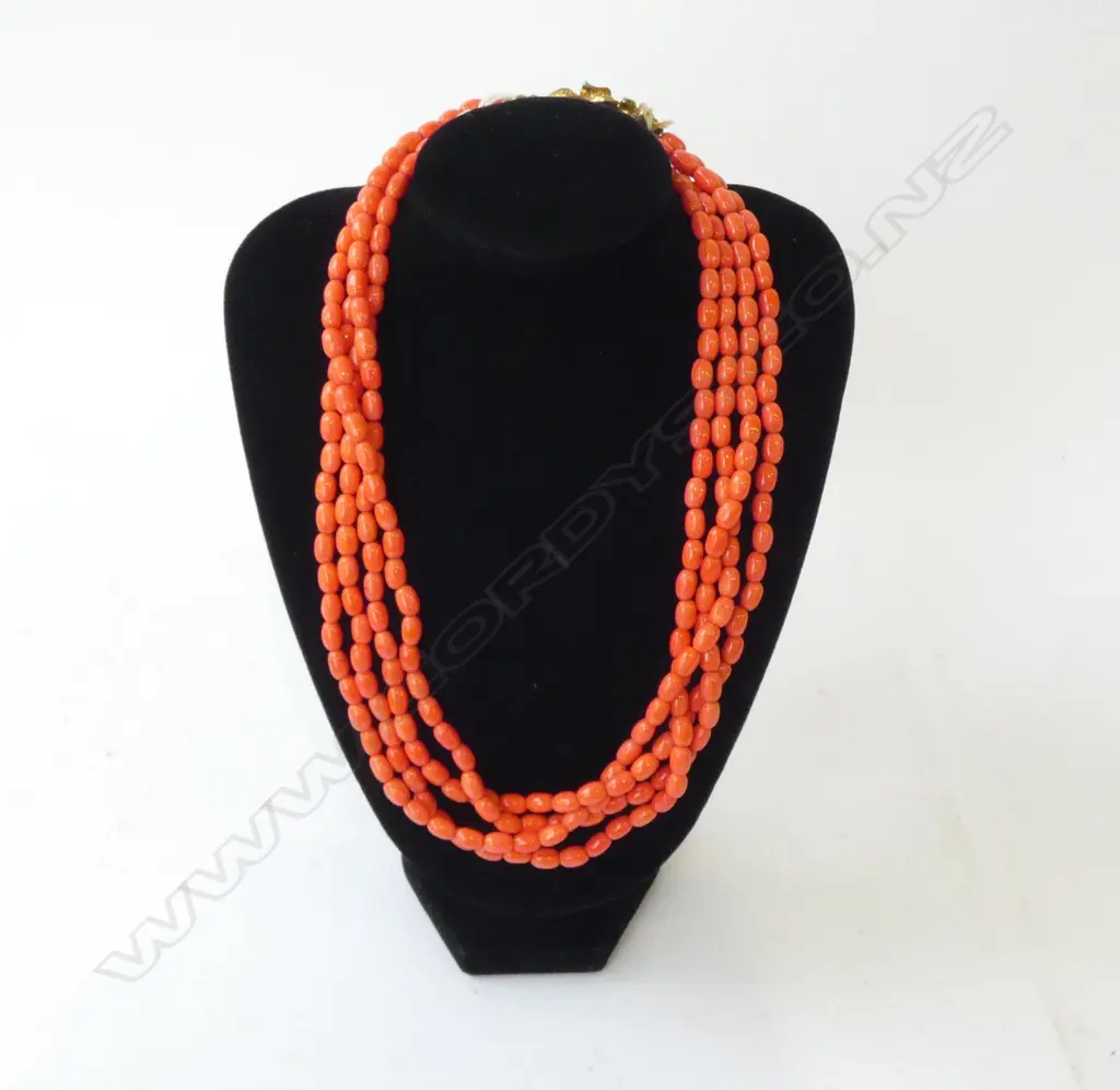 RED CORAL NECKLACE Image 1++