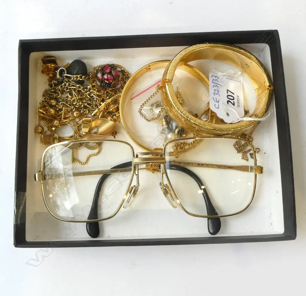 ASST. GOLD TONE JEWELLERY Image 1++