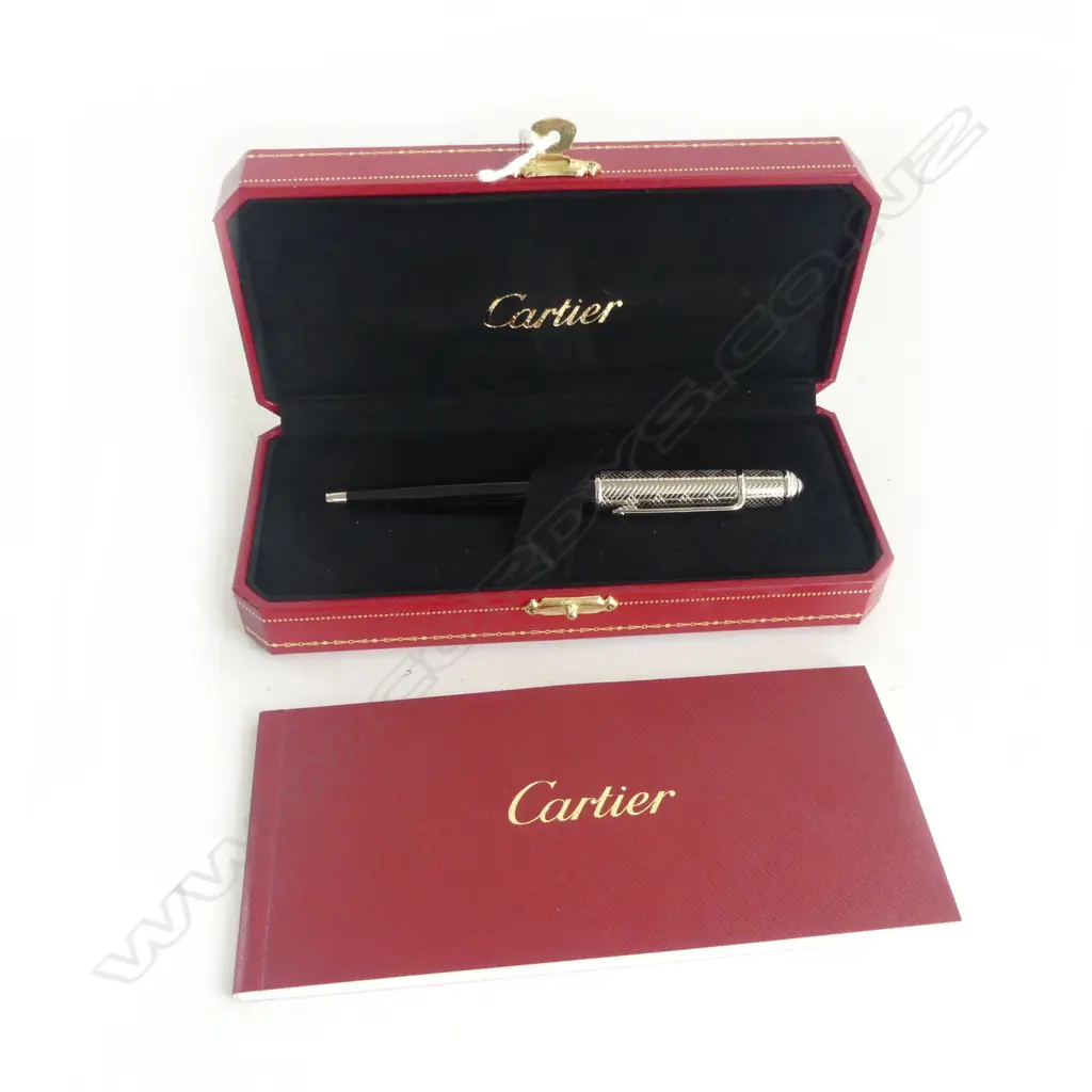 CARTIER ROLLERBALL DIABOLO CHEVRON PEN BOXED as new with receipt dated 2012. Image 1++