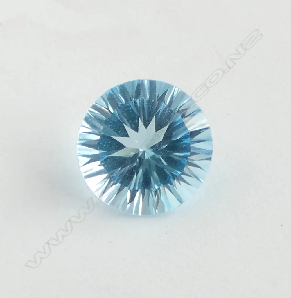 UNSET STONE - BLUE TOPAZ 8.80ct Image 1++