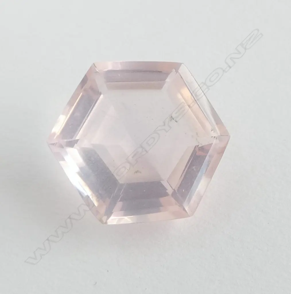 UNSET STONE - ROSE QUARTZ 13.81ct Image 1++