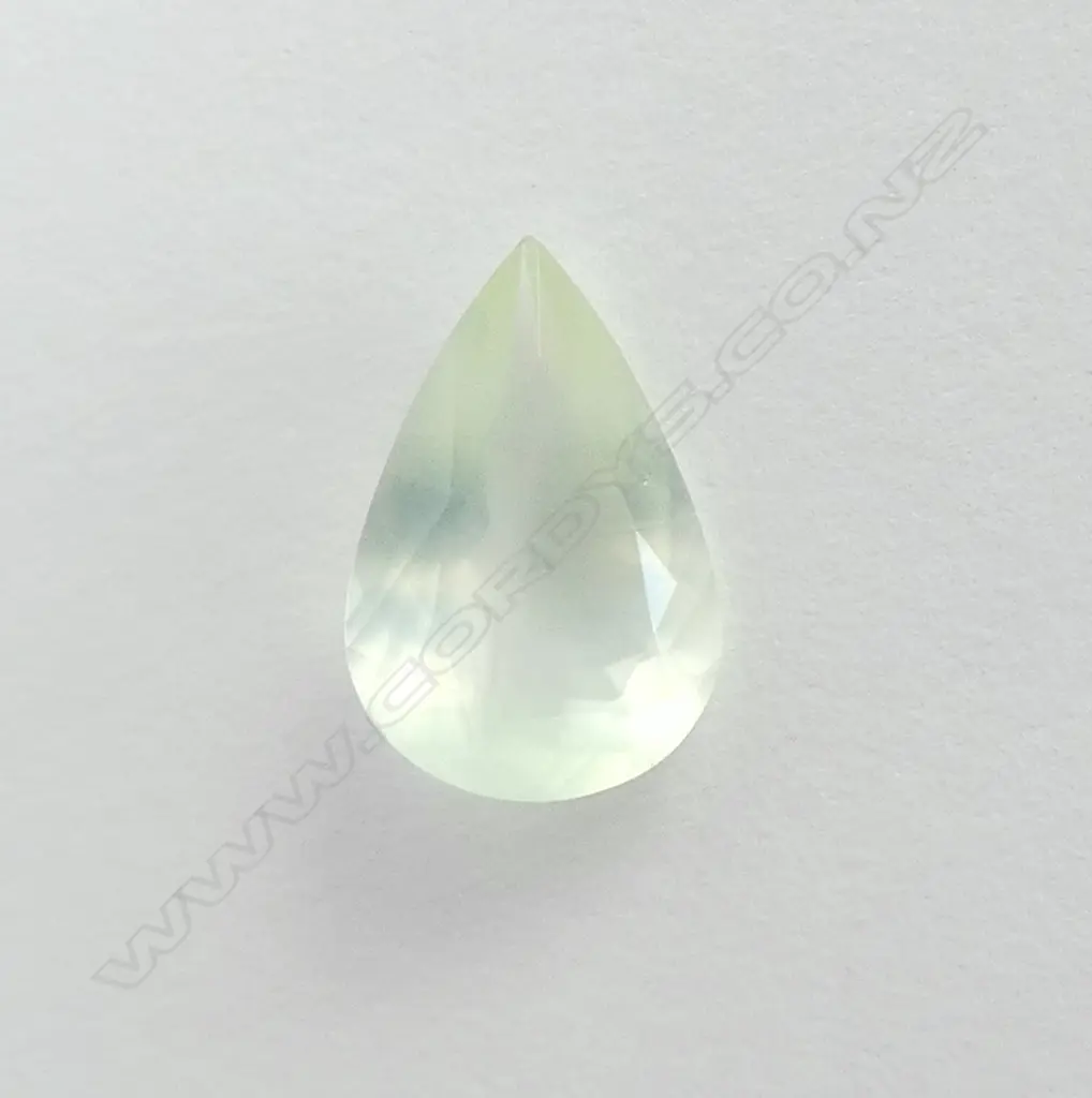 UNSET STONE - BRAZILIAN GREEN PREHNITE 4.61ct Image 1++