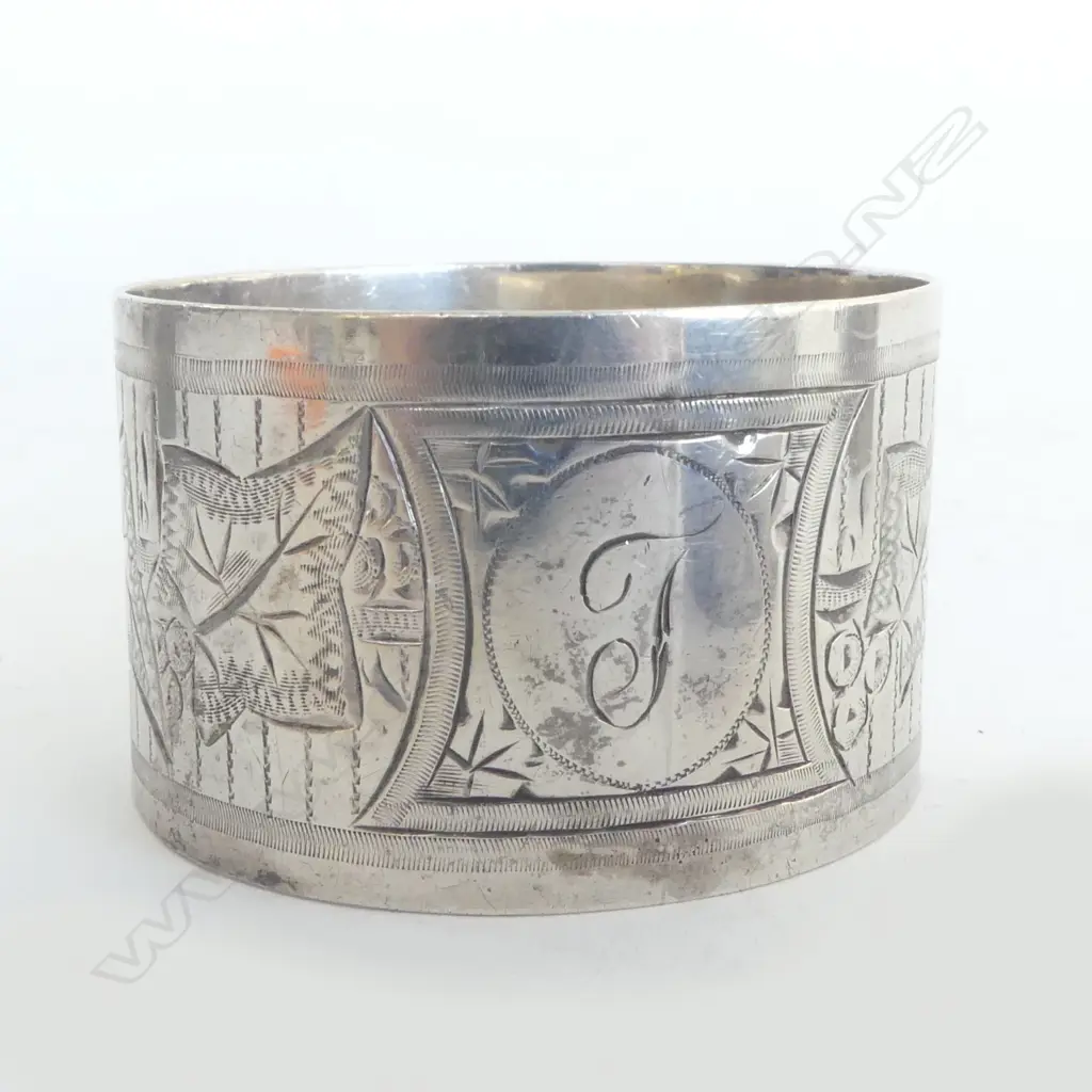 3 STG SILVER NAPKIN RINGS 78gms + small half pewter HIP FLASK  Image 1++
