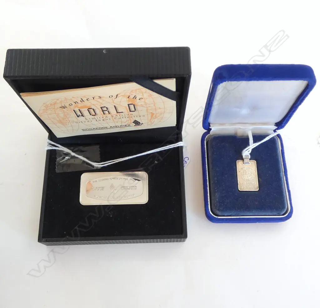 2 SILVER BOXED SILVER INGOTS 3.5gms & 'WONDERS OF THE WORLD' 25.5gms Image 1++