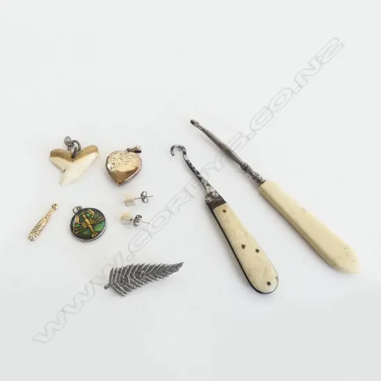 PR SILVER STUD EARRINGS/GOLD PLATED SILVER LOCKET ETC