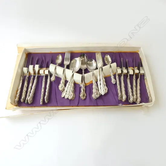 'COMMUNITY' SILVER PLATE CUTLERY SET, BOXED