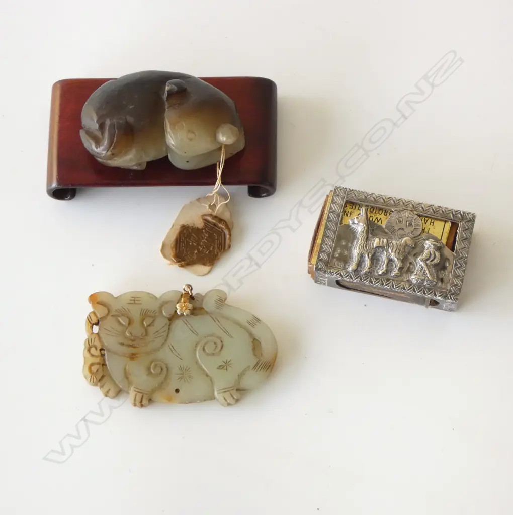 2 carved JADE CATS + .925 SILVER PERUVIAN MATCH BOX HOLDER Image 1++