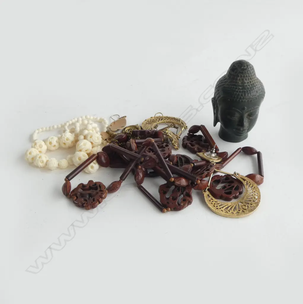 ETHNIC JEWELLERY; 3 NECKLACES, 4 PRS EARRINGS, BUDDHA HEAD H.75mm Image 1++