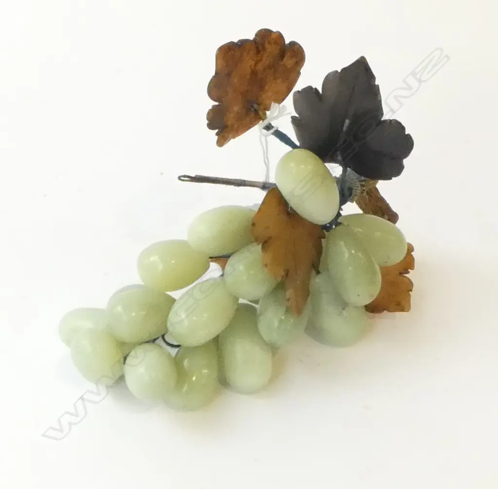 JADE GRAPES L.160mm Image 1++