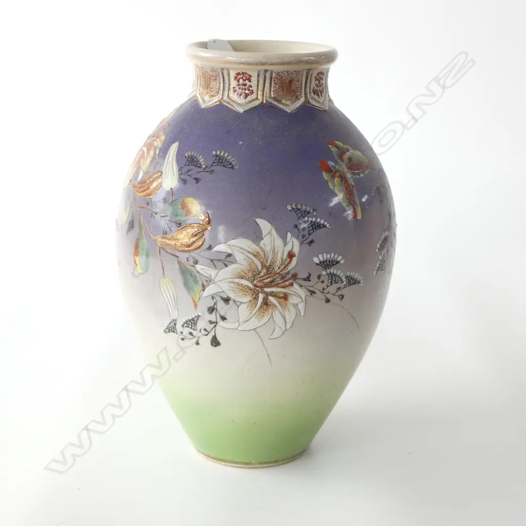 1920's JAPANESE SATSUMA OVOID VASE colorful painting & gilded with lilies H.335mm Image 1++