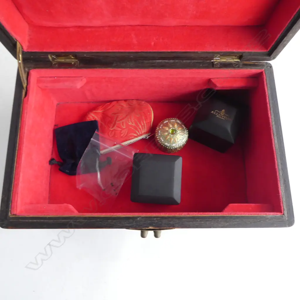 VINTAGE CHINESE HARDWOOD mop inlay JEWEL BOX W.305mm Image 1++